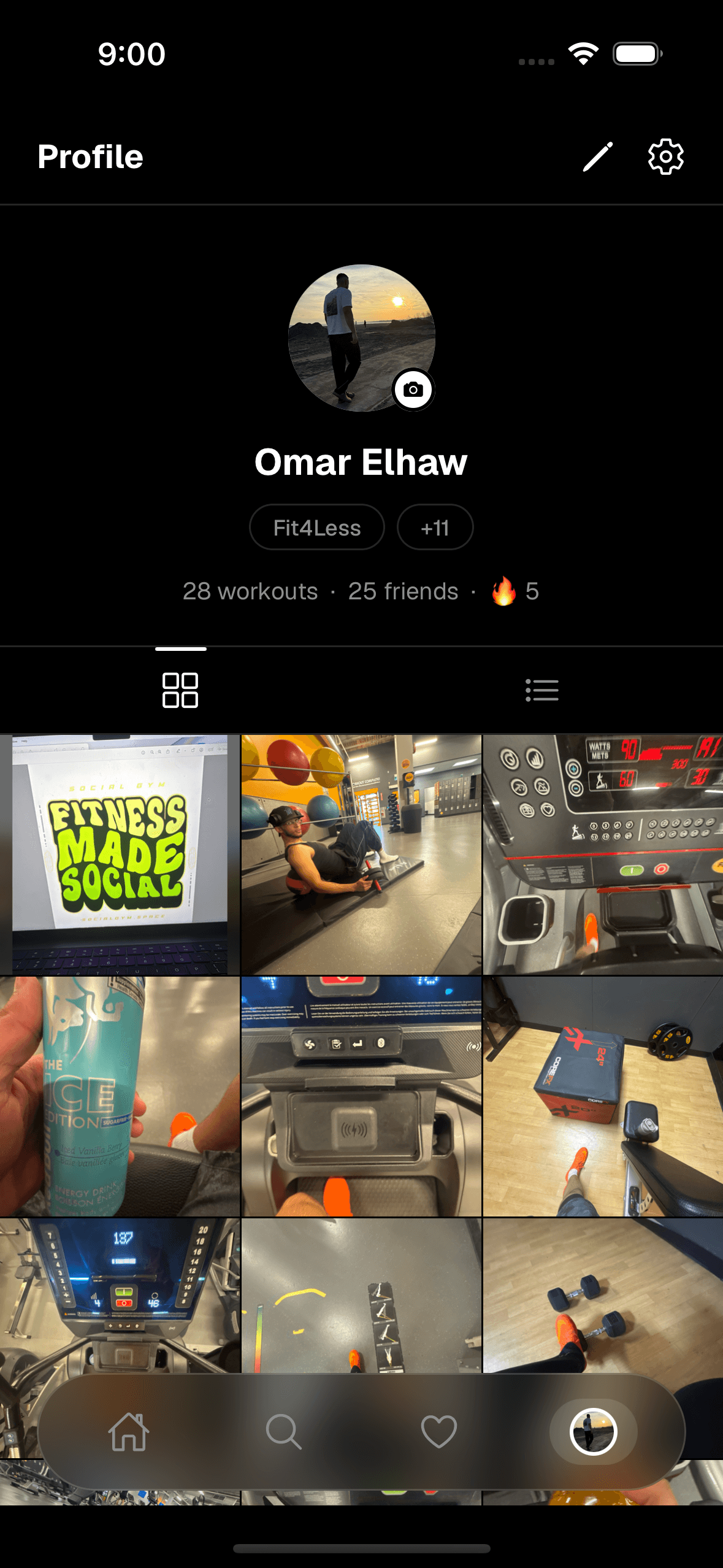 Social Gym profile with workout streak and stats